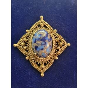 Vtg gold tone signed Florenza Brooch w/ blue marbled center & Magnetic Pin Back